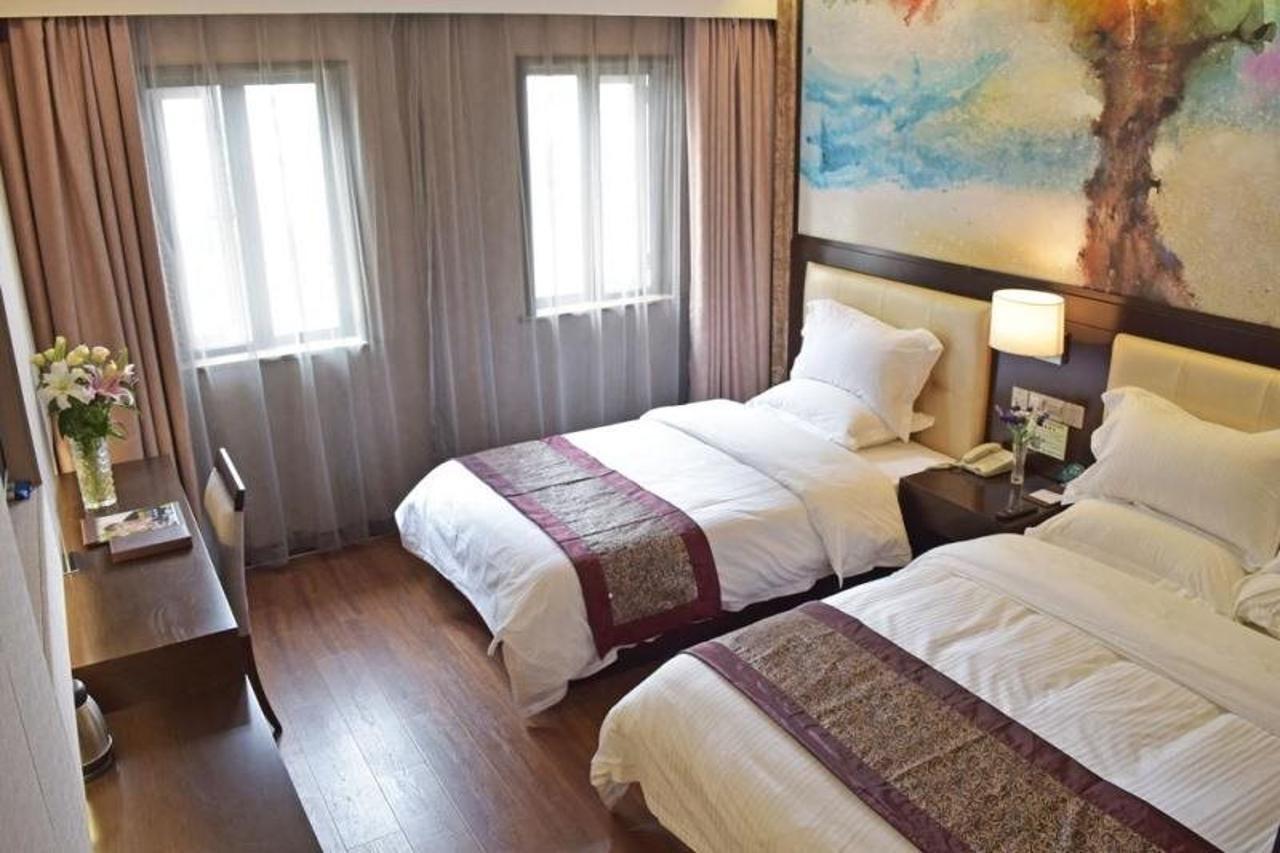 Greentree Inn Jiangsu Changzhou Dinosaur Park Global Harbor Express Hotel מראה חיצוני תמונה