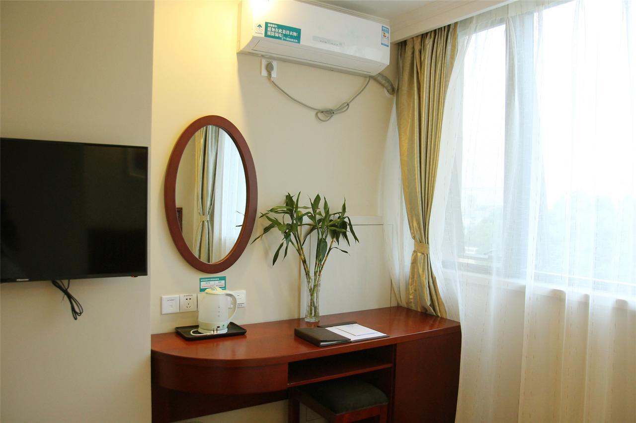Greentree Inn Jiangsu Changzhou Dinosaur Park Global Harbor Express Hotel מראה חיצוני תמונה