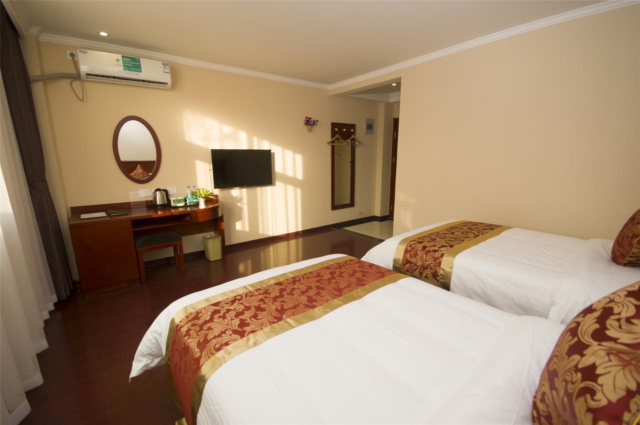 Greentree Inn Jiangsu Changzhou Dinosaur Park Global Harbor Express Hotel מראה חיצוני תמונה