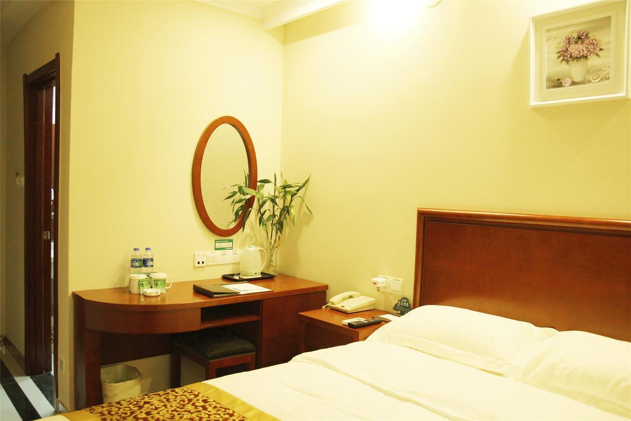 Greentree Inn Jiangsu Changzhou Dinosaur Park Global Harbor Express Hotel מראה חיצוני תמונה